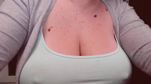 Snapshot of katynextdoor chatting on November 2025 04:14:02 AM Katy online show from November 2025 04:14:02 AM