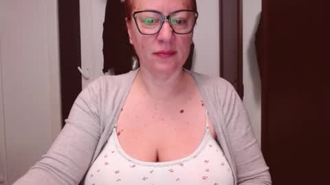 Snapshot of katynextdoor chatting on December 2025 03:01:01 AM Katy online show from December 2025 03:01:01 AM