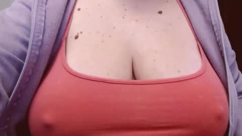 Snapshot of katynextdoor chatting on December 2025 02:41:02 AM Katy online show from December 2025 02:41:02 AM