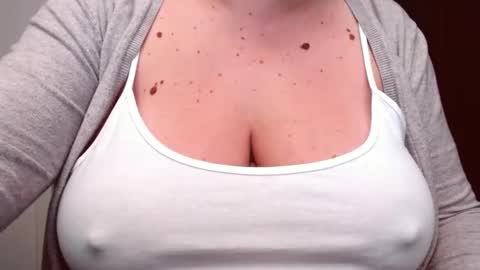 Snapshot of katynextdoor chatting on December 2025 05:12:02 AM Katy online show from December 2025 05:12:02 AM