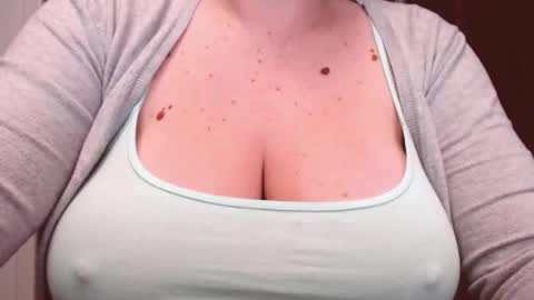 Snapshot of katynextdoor chatting on December 2025 02:39:01 AM Katy online show from December 2025 02:39:01 AM