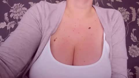 Snapshot of katynextdoor chatting on February 2026 07:36:02 AM Katy online show from February 2026 07:36:02 AM