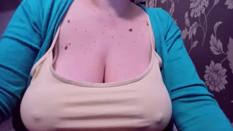 Snapshot of katynextdoor chatting on February 2026 03:52:02 PM Katy online show from February 2026 03:52:02 PM