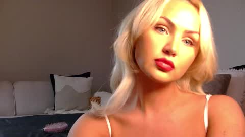 Katy online show from October 2025 05:09:02 PM