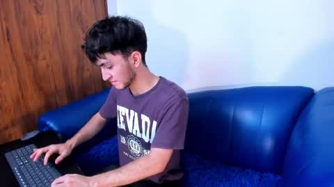kavencastro online show from May 2026 03:56:01 AM