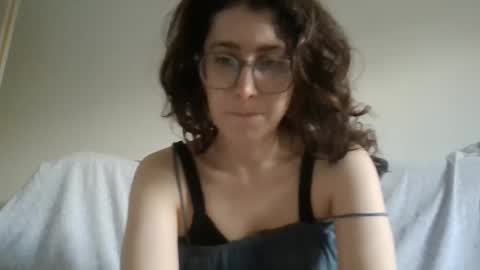 Snapshot of kawaii_snowflake chatting on October 2025 12:35:01 PM kawaii snowflake online show from October 2025 12:35:01 PM