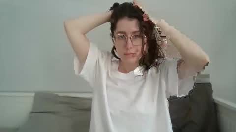 Snapshot of kawaii_snowflake chatting on October 2025 01:01:01 PM kawaii snowflake online show from October 2025 01:01:01 PM