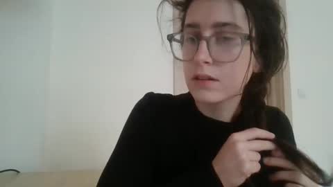 Snapshot of kawaii_snowflake chatting on November 2025 12:53:02 PM kawaii snowflake online show from November 2025 12:53:02 PM