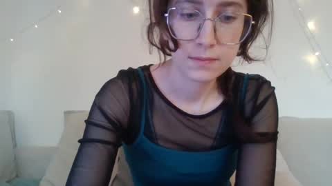 Snapshot of kawaii_snowflake chatting on July 2026 12:12:01 PM kawaii snowflake online show from July 2026 12:12:01 PM