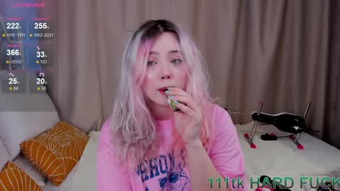 Yuki  online show from January 2025 08:46:02 AM