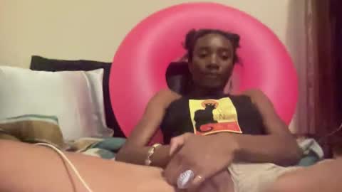 Snapshot of kawaiistrfkr chatting on September 2025 06:22:02 PM kawaiistrfkr online show from September 2025 06:22:02 PM