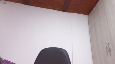  Khawit  online show from January 2025 05:03:01 PM