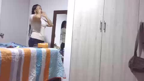  Khawit  online show from September 2025 01:13:01 PM