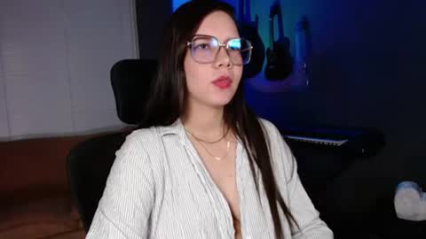 Kay online show from July 2026 05:07:02 PM