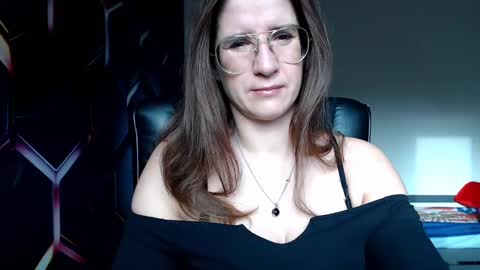 Snapshot of kayalips chatting on December 2024 08:11:01 AM KayaLips online show from December 2024 08:11:01 AM