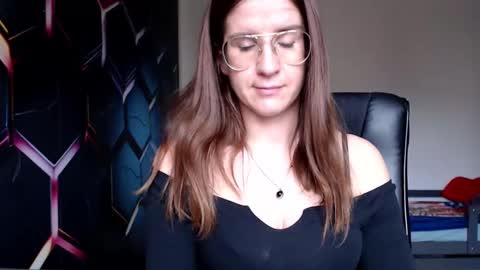 Snapshot of kayalips chatting on December 2024 11:18:02 AM KayaLips online show from December 2024 11:18:02 AM