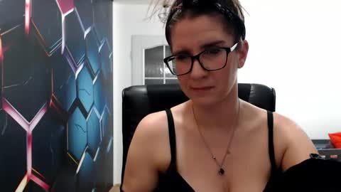 Snapshot of kayalips chatting on December 2024 09:45:01 PM KayaLips online show from December 2024 09:45:01 PM