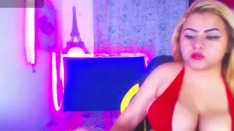 Snapshot of kaydendaniels chatting on February 2025 03:43:01 AM SexyKayden online show from February 2025 03:43:01 AM