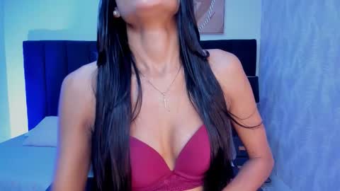 Kayla  online show from September 2025 11:33:02 AM