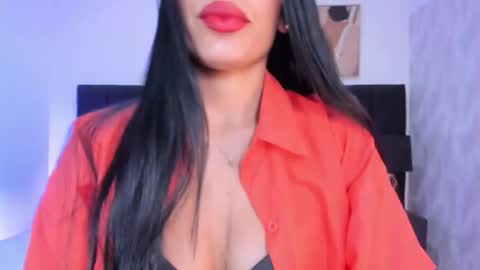 Kayla  online show from February 2026 11:37:01 AM