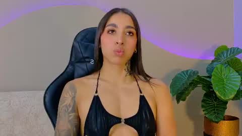 KAYLA BATISTA online show from June 2026 08:46:01 PM