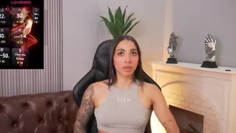 KAYLA BATISTA online show from June 2026 11:15:01 AM