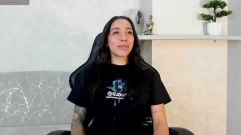 KAYLA BATISTA online show from July 2026 01:35:02 PM