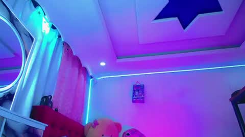 kayla_sexx online show from June 2026 11:49:01 PM
