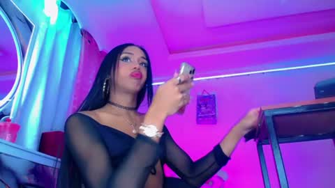 kayla_sexx online show from July 2026 01:01:01 AM