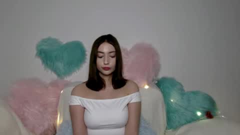 kayla online show from May 2026 06:35:02 PM