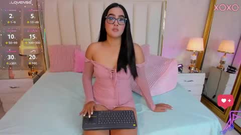 kayladavies_ online show from May 2026 08:28:01 PM