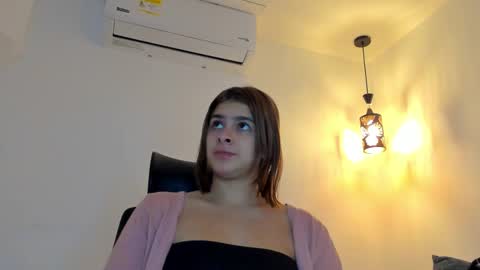      K A Y L A      online show from September 2025 12:07:02 PM