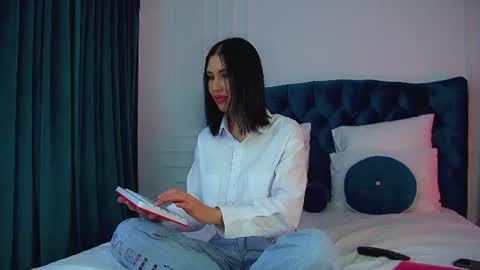 Snapshot of kaylamous chatting on June 2026 06:33:01 AM Kayla online show from June 2026 06:33:01 AM