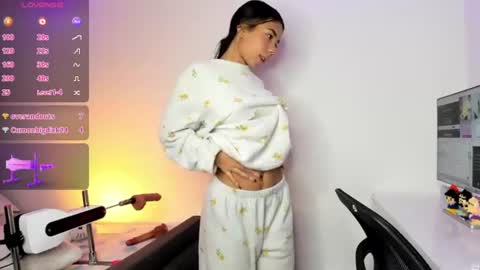 Snapshot of kaylanee_ chatting on August 2026 01:49:02 PM Kaylane online show from August 2026 01:49:02 PM