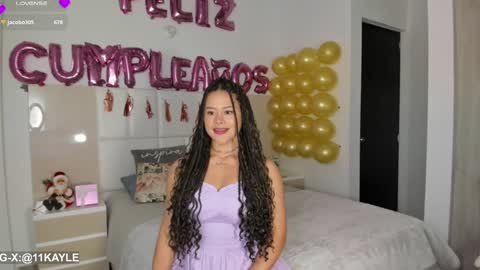 Snapshot of kayle__11 chatting on December 2024 12:05:01 AM INSTAGRAM AND TW 11kayle online show from December 2024 12:05:01 AM