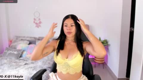 Snapshot of kayle__11 chatting on January 2025 04:29:01 PM INSTAGRAM AND TW 11kayle online show from January 2025 04:29:01 PM