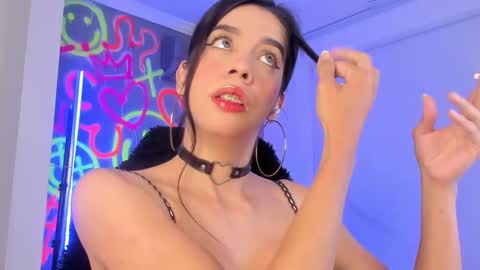 Snapshot of kayle______ chatting on February 2025 08:14:02 PM INSTAjohedija online show from February 2025 08:14:02 PM