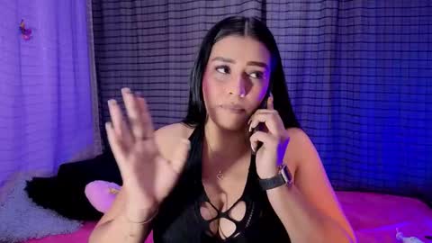 Snapshot of kayleemorales chatting on October 2025 06:52:02 PM Kaylee online show from October 2025 06:52:02 PM