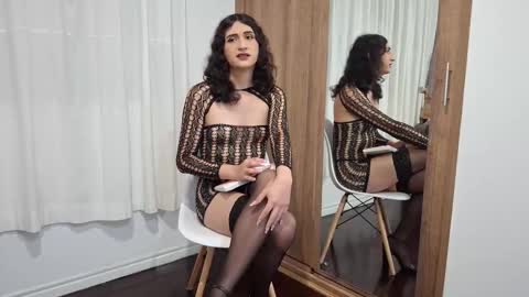 Snapshot of kayleesims_ chatting on December 2025 02:07:02 AM Kaylee Sims online show from December 2025 02:07:02 AM