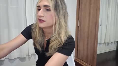 Snapshot of kayleesims_ chatting on January 2026 12:24:01 AM Kaylee Sims online show from January 2026 12:24:01 AM