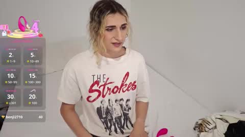 Snapshot of kayleesims_ chatting on February 2026 02:48:01 AM Kaylee Sims online show from February 2026 02:48:01 AM