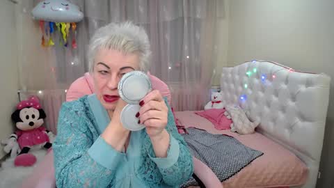 Snapshot of kaylesmoll chatting on January 2025 05:13:01 AM kaylesmoll online show from January 2025 05:13:01 AM