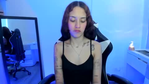kaylie online show from May 2026 02:01:02 PM