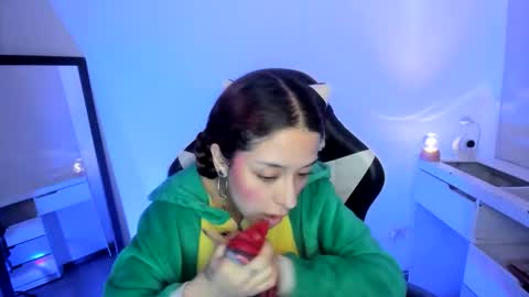 kaylie online show from June 2026 10:04:01 AM