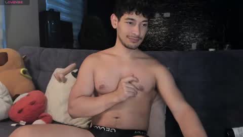 Kayn online show from June 2026 10:52:02 PM