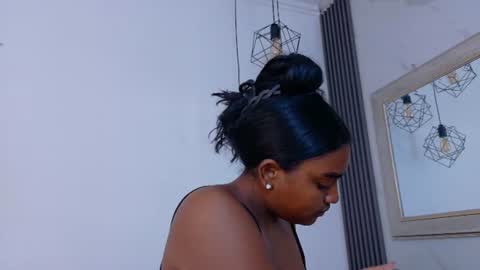 Kayna online show from June 2026 07:16:01 PM