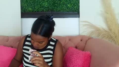 Kayna online show from July 2026 05:50:02 PM