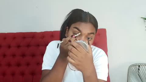 Kayna online show from July 2026 07:19:01 PM