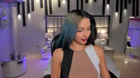 Kay online show from March 2026 03:44:01 AM