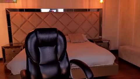 Kay online show from June 2026 04:06:01 AM